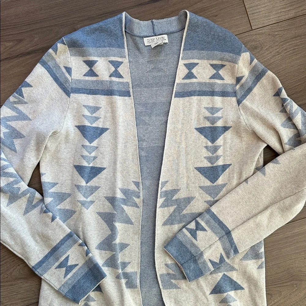 NWT Ruby Moon long Aztec print cardigan. Light weight cotton. Size Medium - Picture 2 of 6